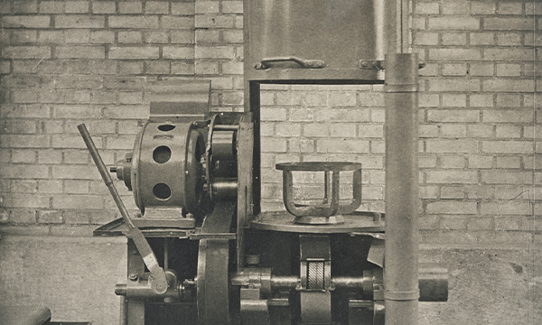 brand history item - 1920
